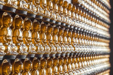 Küçük Buda heykeli