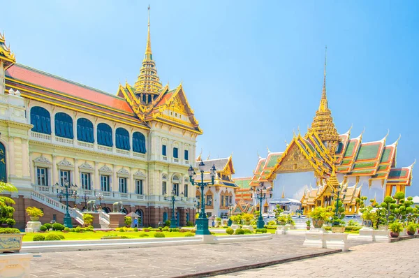 The Main Hall of Royal Grand Palace at Wat Phra Kaew, Grand Pala — Stock Photo, Image