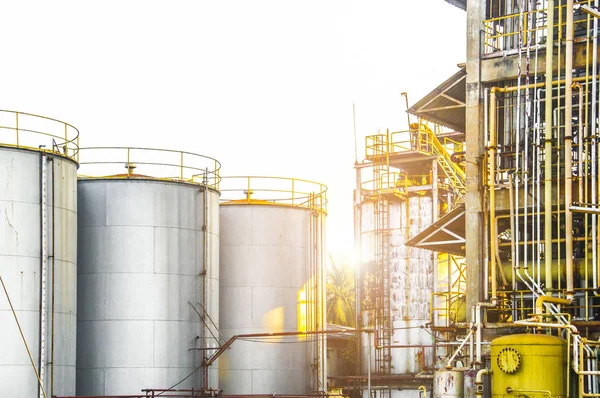 Industriella Visa på olja raffinaderiet växt form industrin zone — Stockfoto