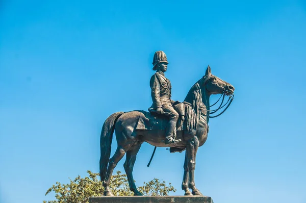 The equestrian statue of King Chulalongkorn (Rama V) in Bangkok, — Stock Photo, Image