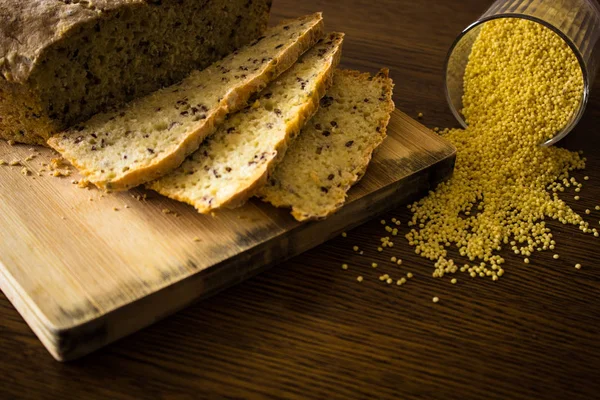 Darı ile doğal ev yapımı ekmek