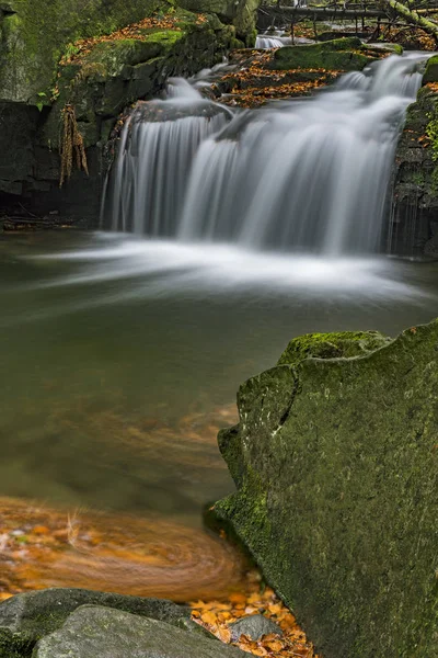 Autumn waterfalls with stones — Stock Photo, Image