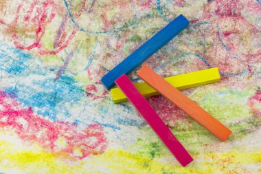 Grup renkli tebeşir