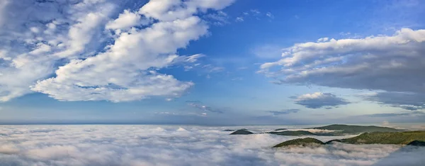 Panorama da montanha de Milesovka — Fotografia de Stock