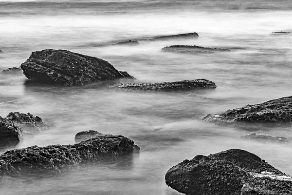 Πέτρες στη θάλασσα — Φωτογραφία Αρχείου