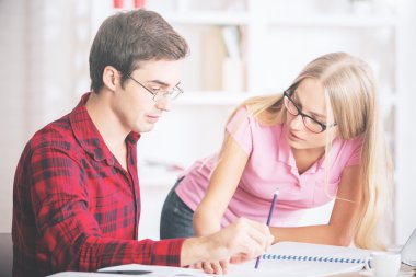 Evraklarla ilgili iş adamları