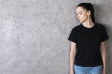 Çekici beyaz kadın portresi