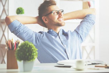 Adam rahatlatıcı işyerinde