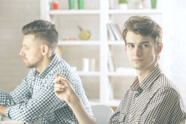 İki çekici arkadaşları portresi