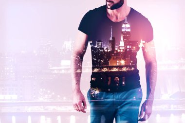 Adam şehir arka plan üzerinde