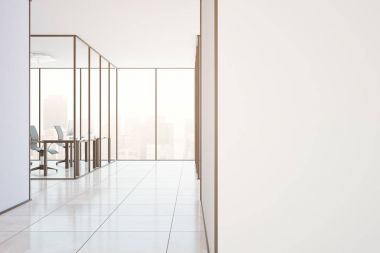 Office ile boş duvar