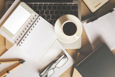Ofis işyeri cihazlar ile