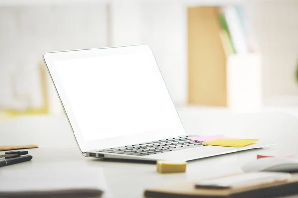 Laptop with empty white monitor — Stock Photo, Image