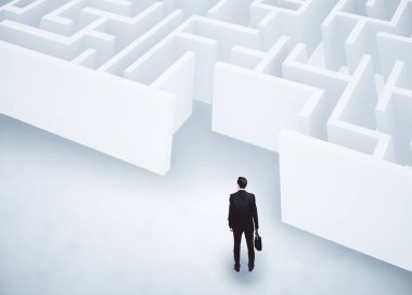 Arkadan Görünüm at labirent seyir evrak çantası ile genç iş adamı. Zorluk kavramı. 3D render