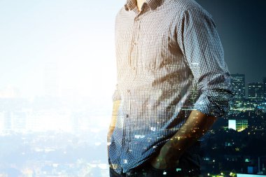 Adam gün ve nigth şehirde