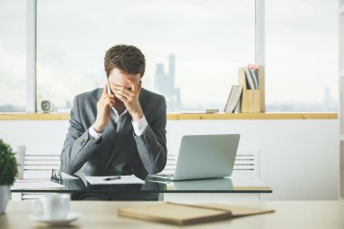 işadamı telefon vurguladı 
