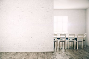 Konferans salonu ile boş duvar