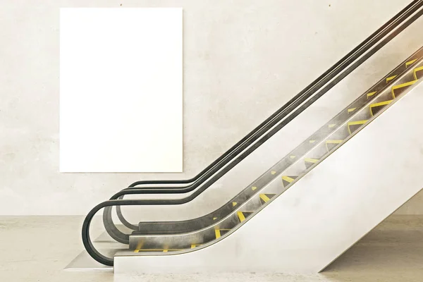 Escada rolante e outdoor vazio — Fotografia de Stock