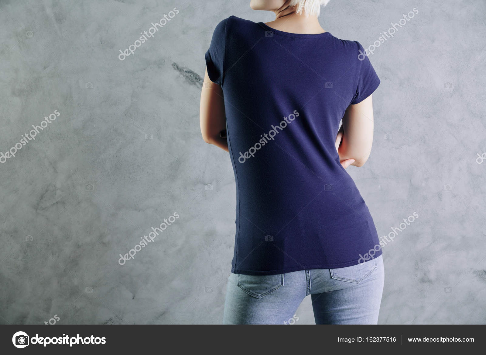 dark blue shirt with jeans for girl