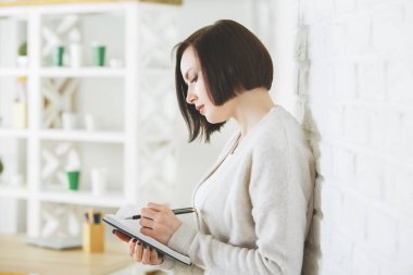 çekici Sekreter portre 