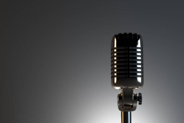 Retro mikrofon gri arka plan üzerinde. Kavram hazır. 3D render 