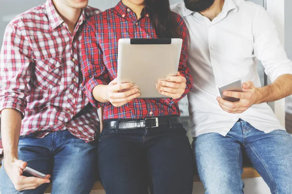 Tablet ve akıllı telefon kullanan kişiler 