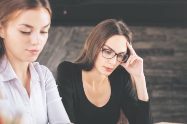 Çekici beyaz kadın