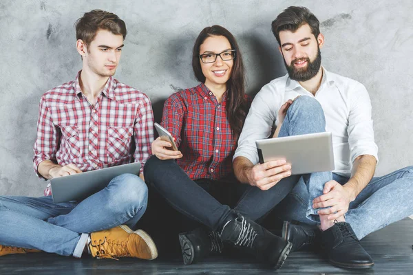 Çekici grup aygıtları kullanarak 