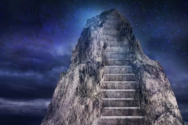 Abstraktní Hora s schody na pozadí tmavé oblohy. Koncepce vedení — Stock fotografie