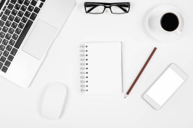 Resepsiyon kadar alay  