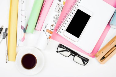 Teknoloji ve ileti örneği kavramı 