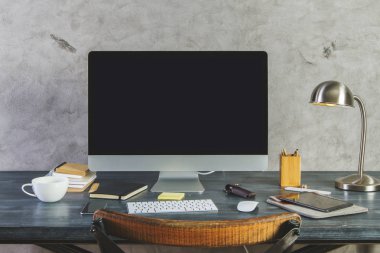 Masaüstü boş pc ekran açık ile