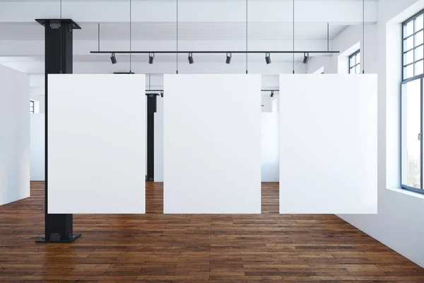 Interior moderno con pancartas en blanco —  Fotos de Stock