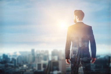 Bulanık City'de adamla 