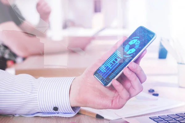 Geschäftsmann Hand mit Smartphone mit digitaler Karte auf dem Bildschirm. Technologie, Buchhaltung und Handelskonzept. Doppelbelastung — Stockbild Technologie, Buchhaltung und Handelskonzept — Stockfoto