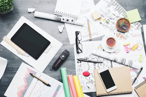 Творческий стол
 