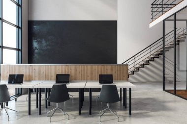 Çağdaş coworking office ile boşaltmak