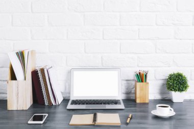 Çağdaş tasarımcı masa üstü portre