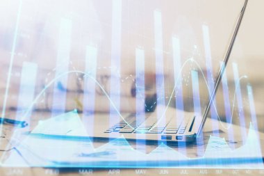 Bilgisayar geçmişi olan eski grafik hologramı. Çoklu maruz kalma. Finans piyasası kavramı.