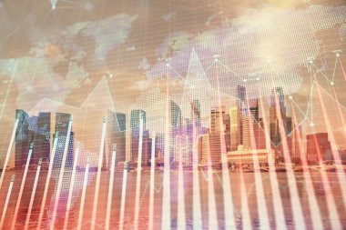 Yüksek binaların arka planında çoklu pozlama olan eski şehir haritası. Finansal araştırma kavramı.