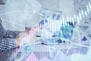 Adam ile mali grafik multi pozlama arka planda ofiste çalışır. Analiz kavramı.