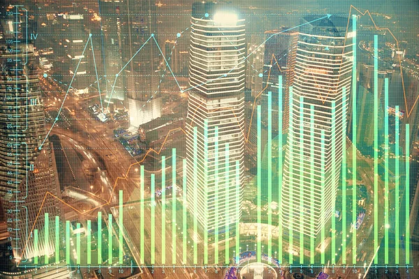 Finansiella diagram på stadsbilden med höga byggnader bakgrund Multi exponering. Analys koncept. — Stockfoto