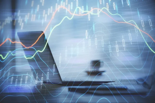 Multi esposizione di grafico e informazioni finanziarie e spazio di lavoro con sfondo del computer. Concetto di trading online internazionale. — Foto Stock