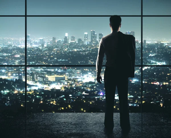 Businessman standing in office — Stock Photo, Image