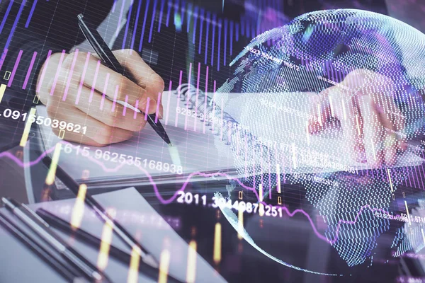 Forex grafik hologram el notları arka plan alarak. Analiz kavramı. Çoklu pozlama