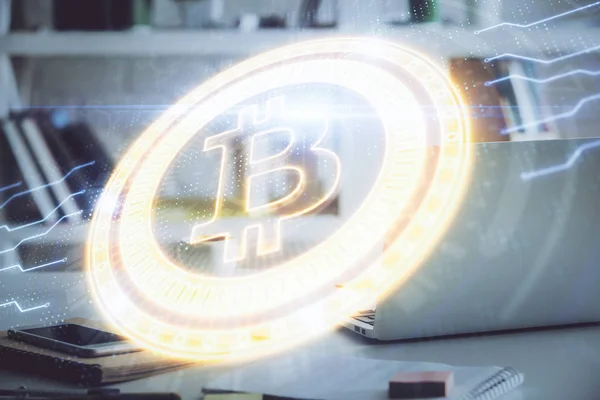Multi expozíció blockchain téma hologram és táblázat számítógépes háttérrel. A bitcoin kripto pénznemének fogalma. — Stock Fotó