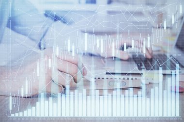 Adam ile mali grafik multi pozlama arka planda ofiste çalışır. Analiz kavramı.