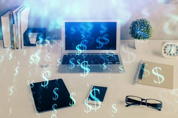 Hologramm des Börsendiagramms auf dem Hintergrund des PCs. Mehrfachbelichtung. Investitionskonzept. — Stockfoto
