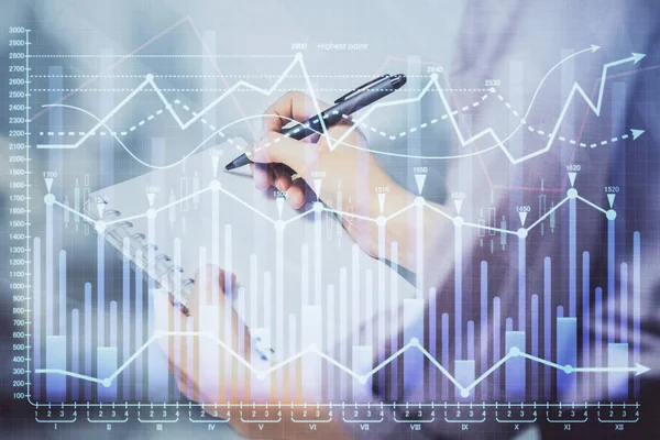 Multi exposición de las manos haciendo notas con huds gráfico de divisas. Concepto bursátil . —  Fotos de Stock