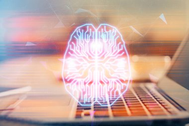 Bilgisayar ve beyin hologramıyla iki kat maruz kalmışlar. Veri yeniliği kavramı.